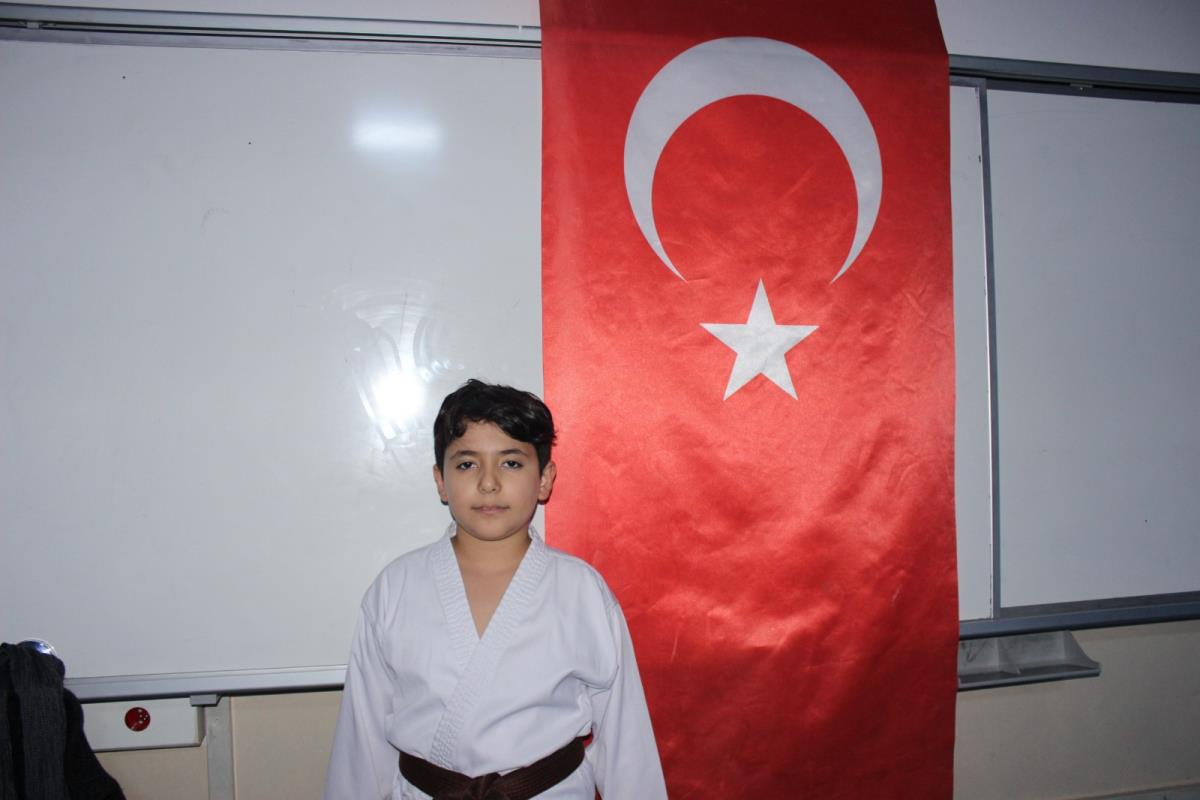 BERAT AYHAN