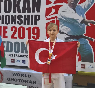 TİMUR KAAN TINAR