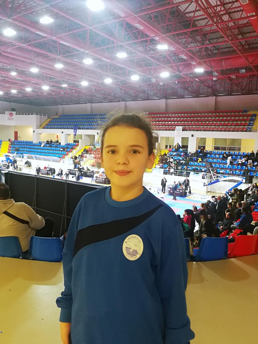 YAREN MUTLU