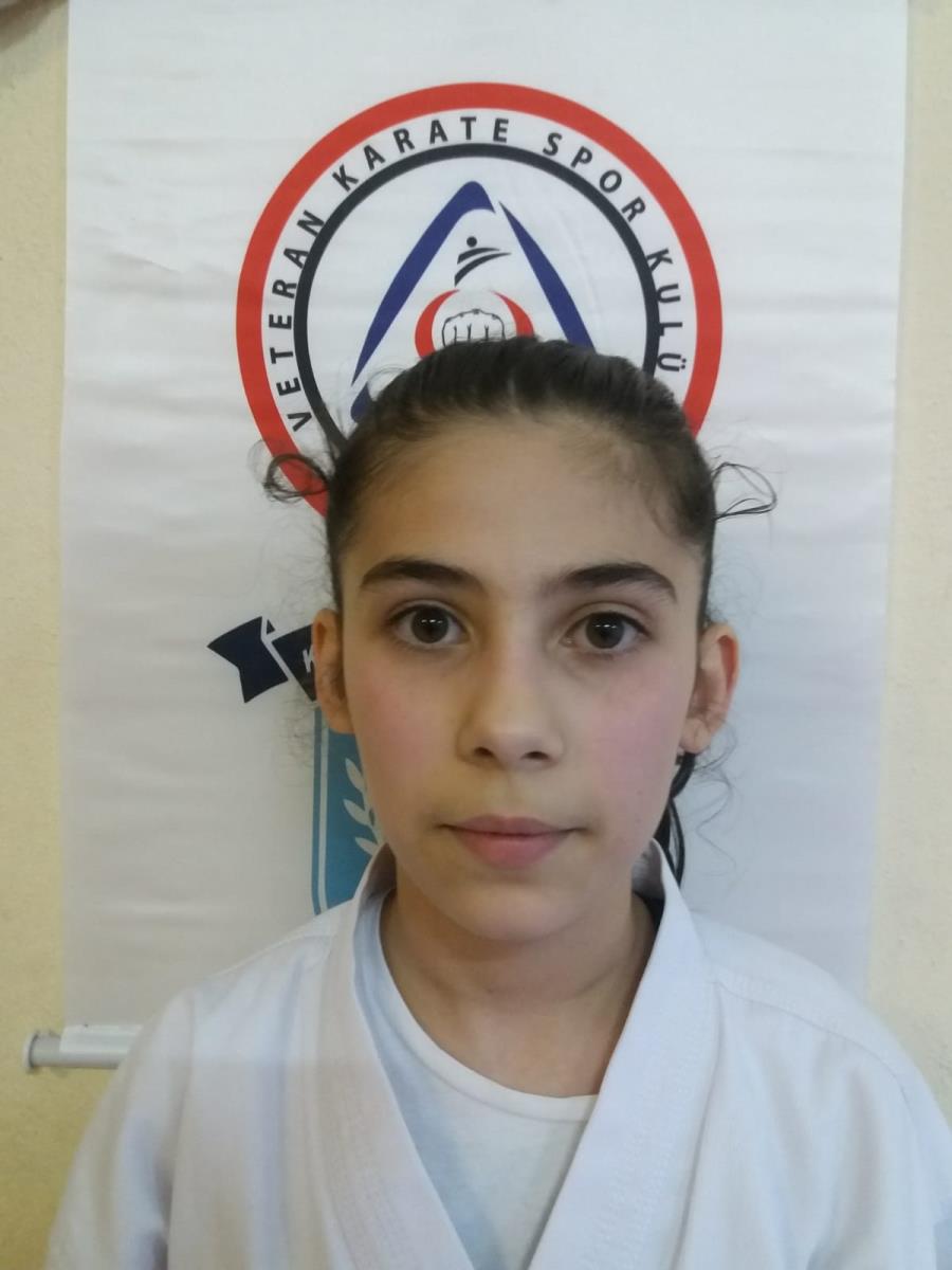 ZEYNEP ÇAĞLA ÇELİK